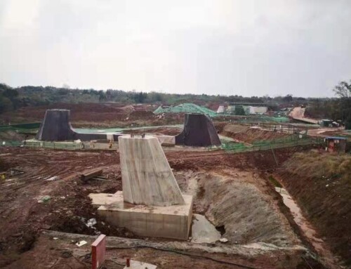 Work started on the bridge over the Jiangxi River in Chengdu. China.