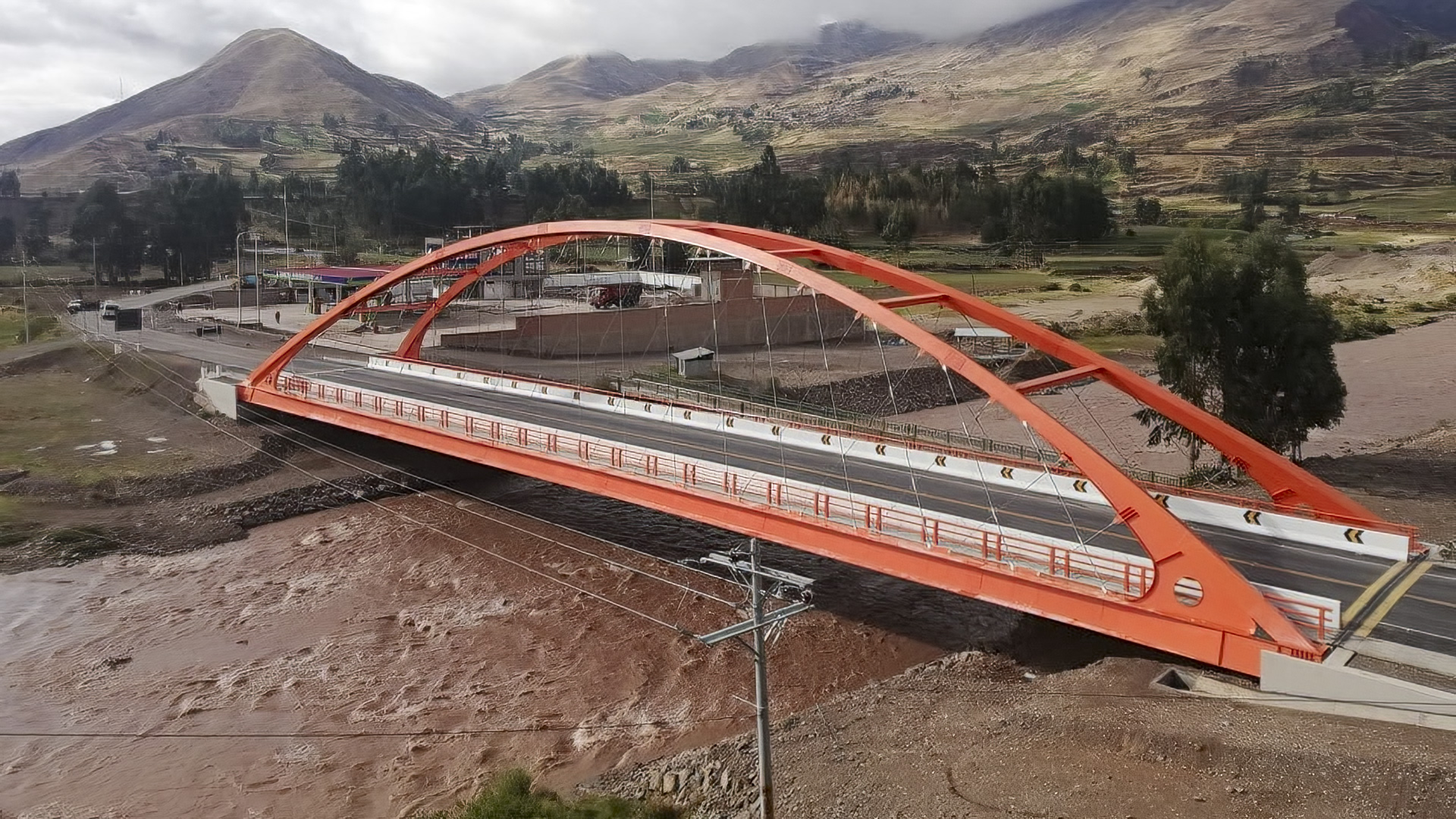 5 Puentes arco tipo network en Cuzco. Perú. 2020.