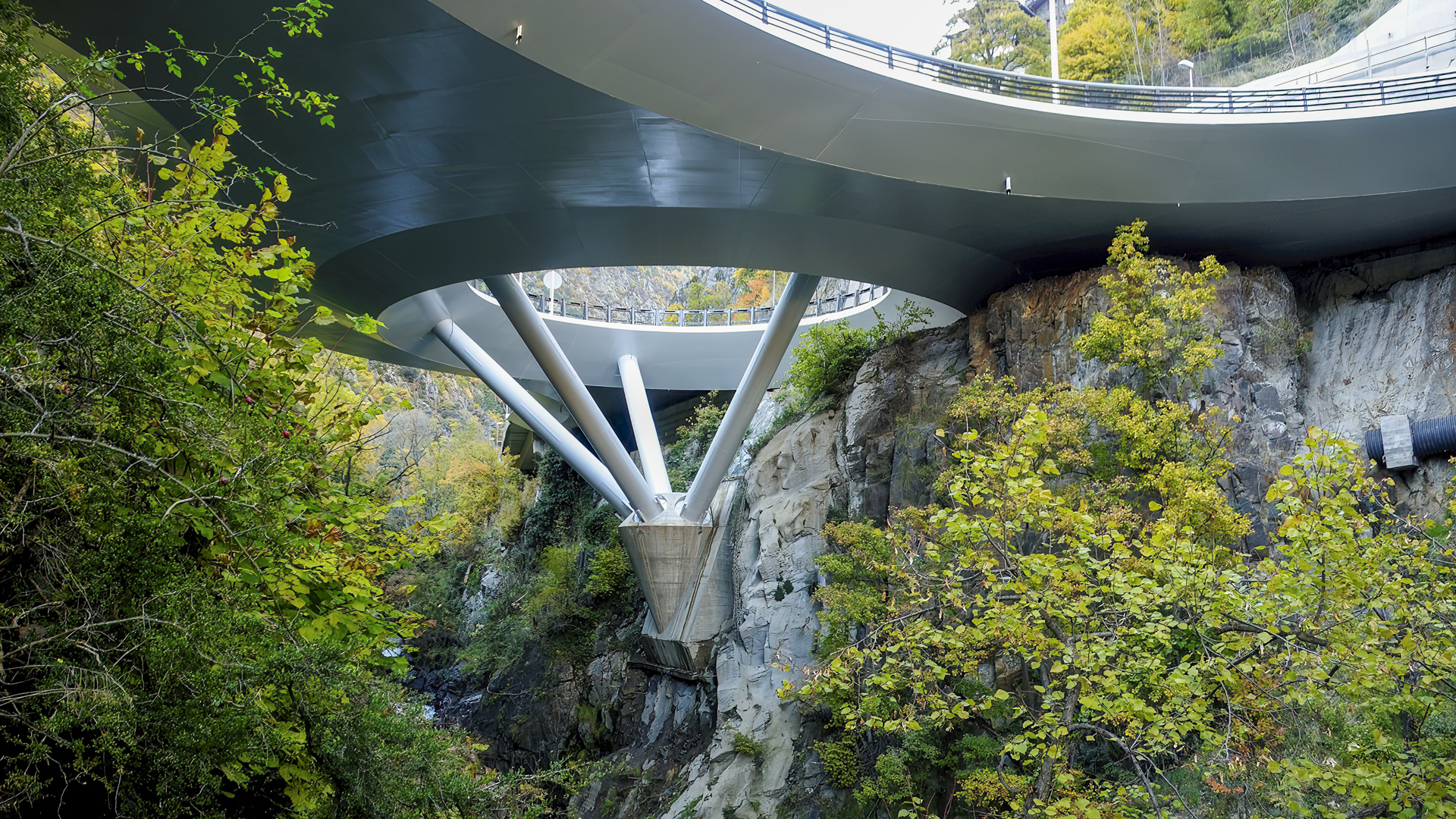 Rotonda Engordany. Andorra. 2014.