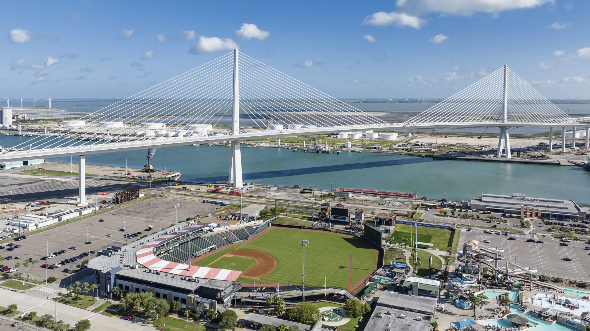 Nuevo puente Harbor. Corpus Christi, Texas. USA. 2025.